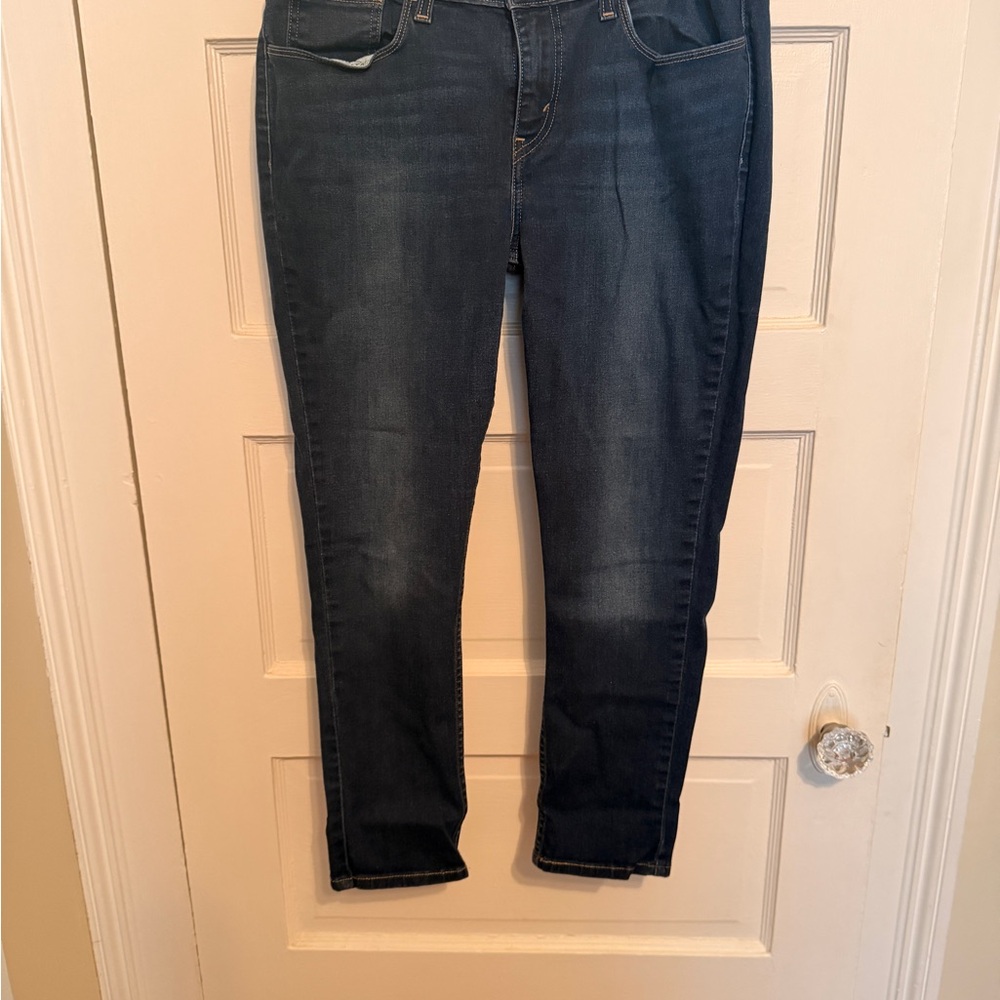 Levi's Women's Dark Indigo Skinny Jeans